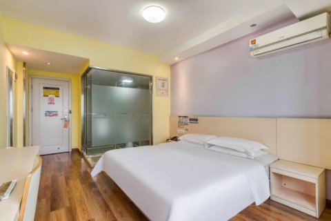 7天连锁酒店(淮北中泰广场万达影城店)