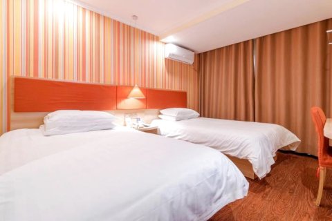 派柏云酒店(阜南谷河路店)