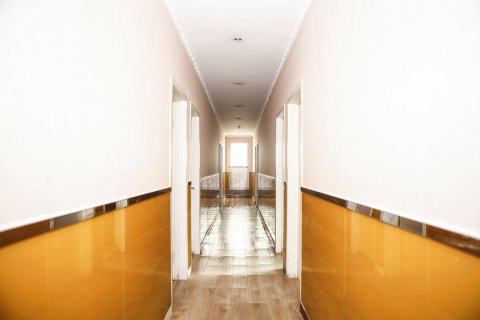 杭州鼓楼假日酒店(江城路地铁站店)