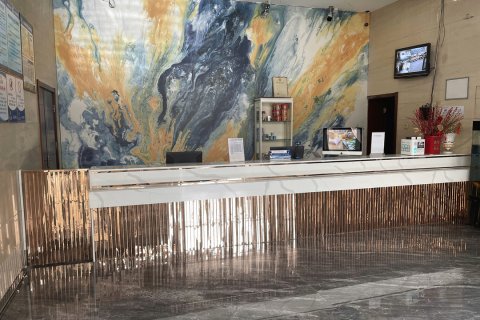 名人酒店(招远金城广场振华商厦店)