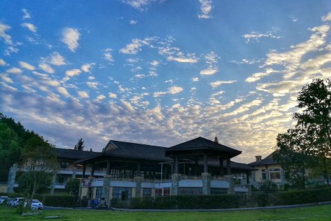 崇阳华美达酒店