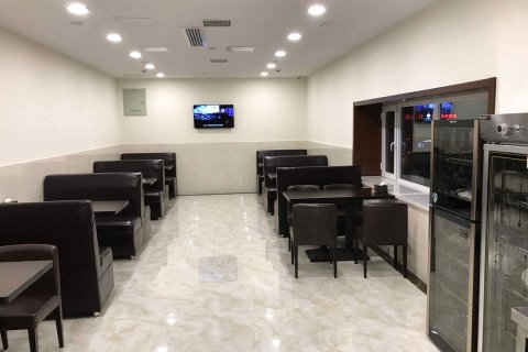 天津爱在春天商务酒店(静海一中店)