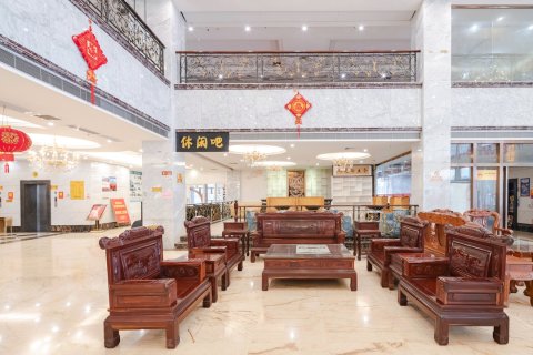 靖西环球大酒店