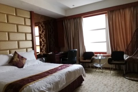 盐亭绿岛商务酒店