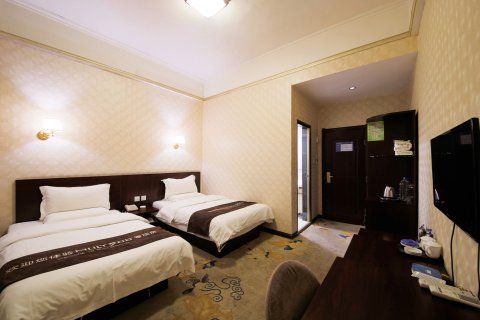 武威姿意快捷酒店