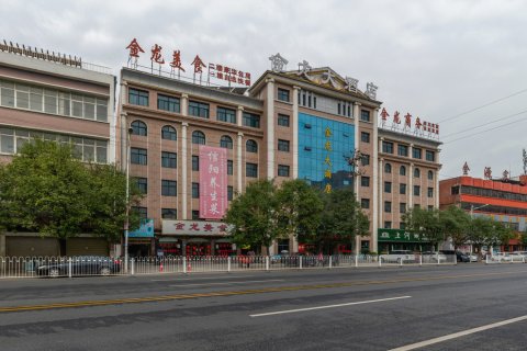 确山金龙大酒店