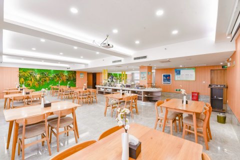 西峡国色天香河畔酒店(时代广场店)