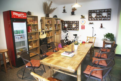 武夷山蓝色天空青年旅社