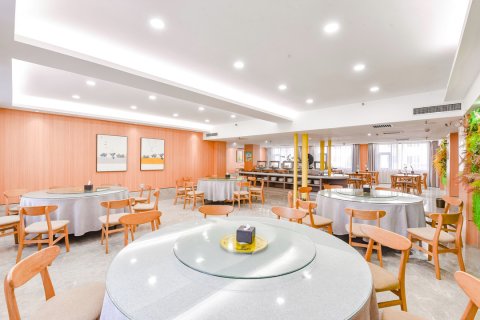 西峡国色天香河畔酒店(时代广场店)