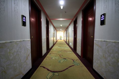 骏怡连锁酒店(兴平汽车站店)