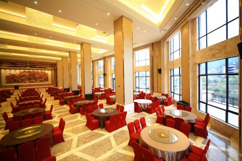 龙岩天子温泉旅游度假区(珑泊湾大酒店)