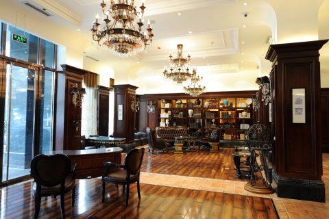 晋城湖滨花园酒店(国贸广场德华兴店)