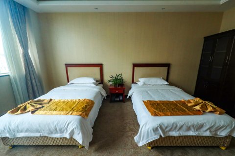 泸县馨天诚酒店