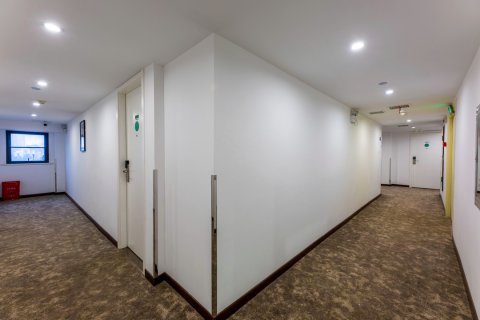 康铂酒店(武汉黄鹤楼武昌火车站店)