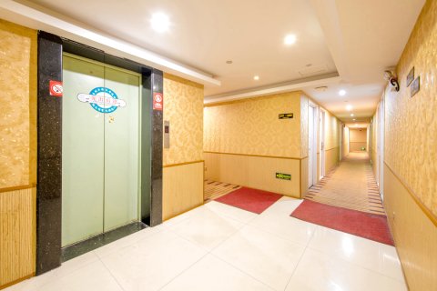 橘子臻品酒店(临海鹿城店)