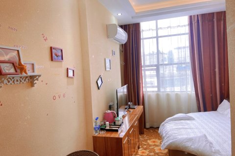 平塘克度佳惠华酒店