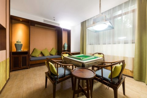 天艺精品酒店(保亭七仙广场店)