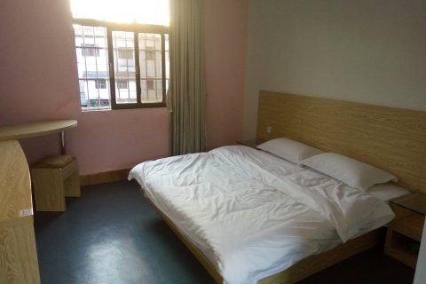 东兴多米踏沙旅舍