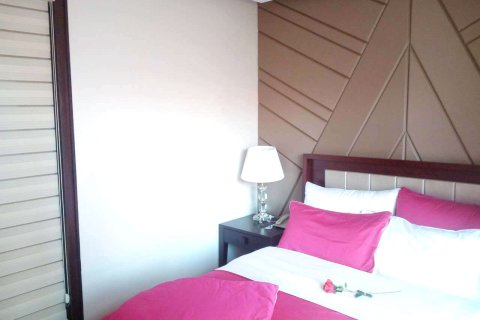 鸡西柏宁假日酒店