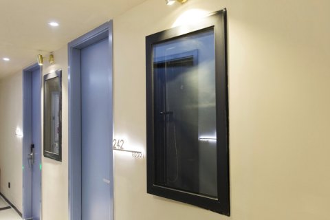 易佰酒店(上海江湾镇大柏树地铁站店)