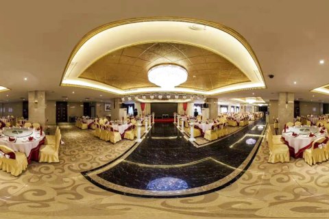 嘉鸿酒店(天汉湿地公园桥南广场店)