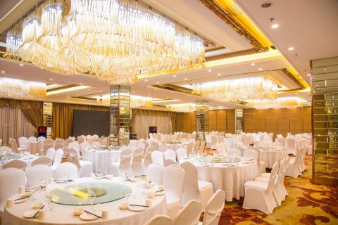 昌吉东升鸿福大饭店