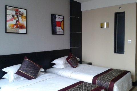 海宁豪庭丽晶假日酒店