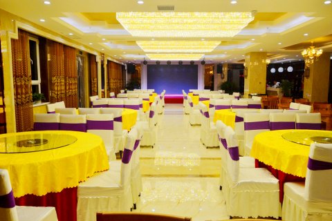 艾瑞精品酒店(张掖大佛寺高铁西站店)