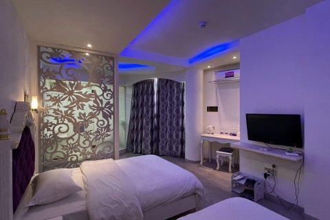 汉宜酒店(玉州文化广场万达店)