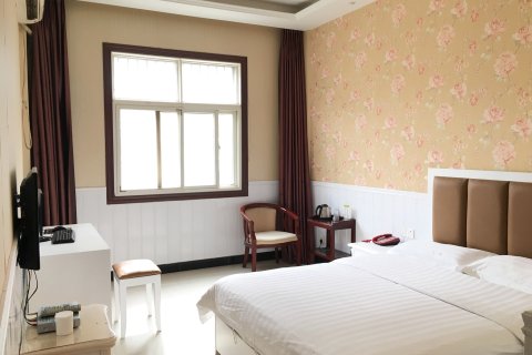 公安金满地宾馆