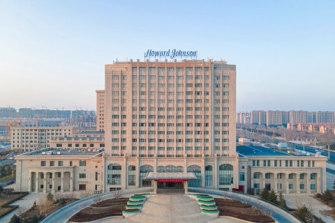 乌兰察布多蒙德豪生大酒店(乌兰察布之夜高铁站店)