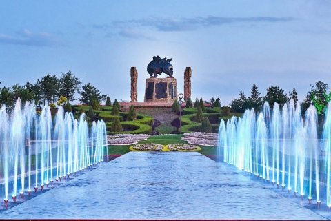 鄂尔多斯皇冠假日酒店