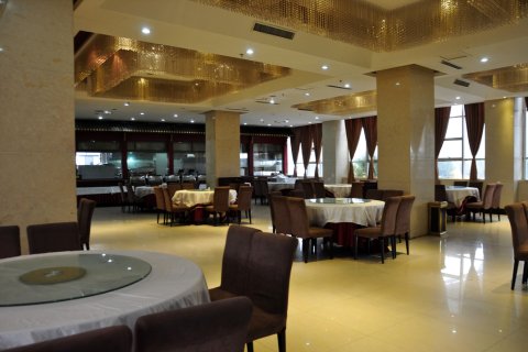 内乡东湖大酒店