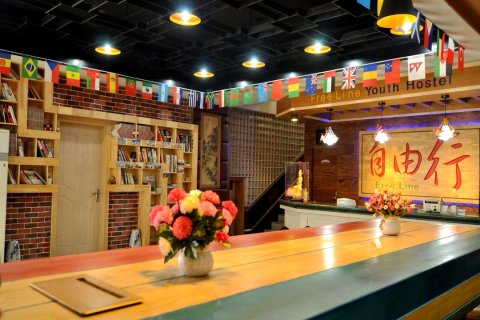 青岛自由行海滨栈桥青年旅社(火车站栈桥店)