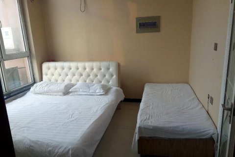 卢龙瑞鹏红山旅店