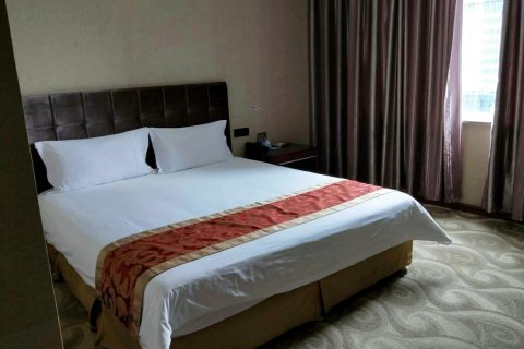 文汇酒店(茂名高铁站华侨城购物广场店)