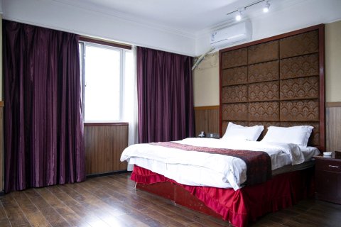 修文黔诚大酒店