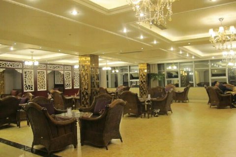 荥经阳光商务酒店