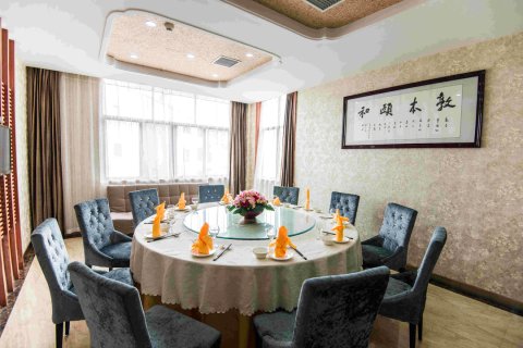 曼谷大酒店(黄梅火车站店)