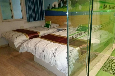 青年·都市迷你酒店(邹平汽车站店)