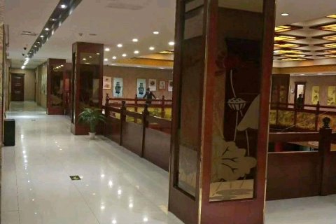 昆仑乐居商务酒店(鲁山店)