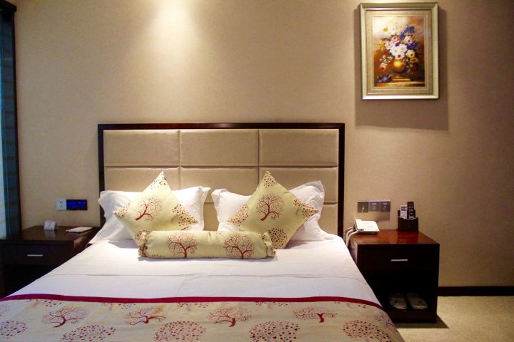 马边大风顶宾馆