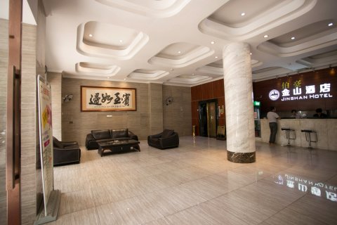 梧州伯豪酒店(中山路骑楼小吃街店)