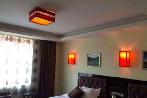 若尔盖蒋氏星星大酒店