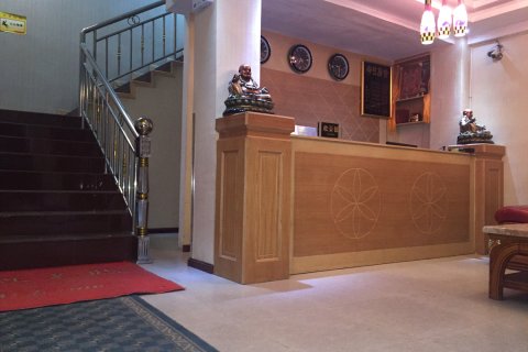 红原金龙珠宾馆