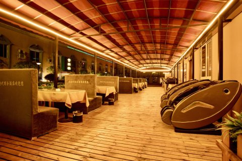 新时代商务酒店(长阳广场店)