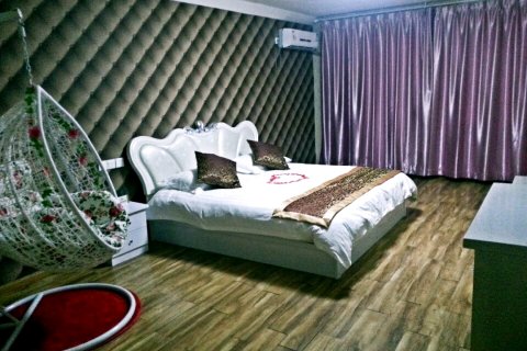 乌鲁木齐芙蓉名帝商务宾馆(天山国际机场店)