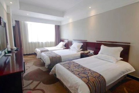 乐天然酒店(潜山天柱山店)