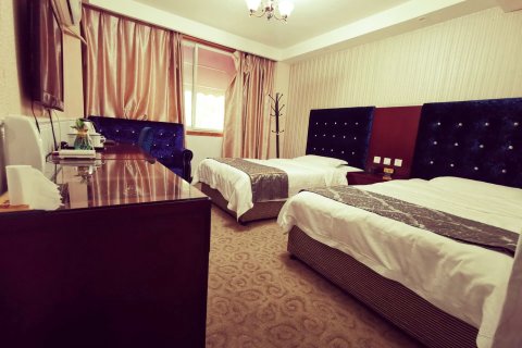 金堂冠宇酒店(金堂客运站店)