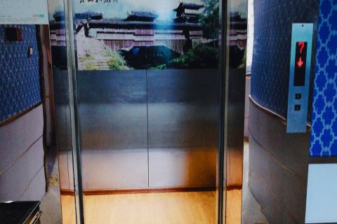 庆元斯托威酒店